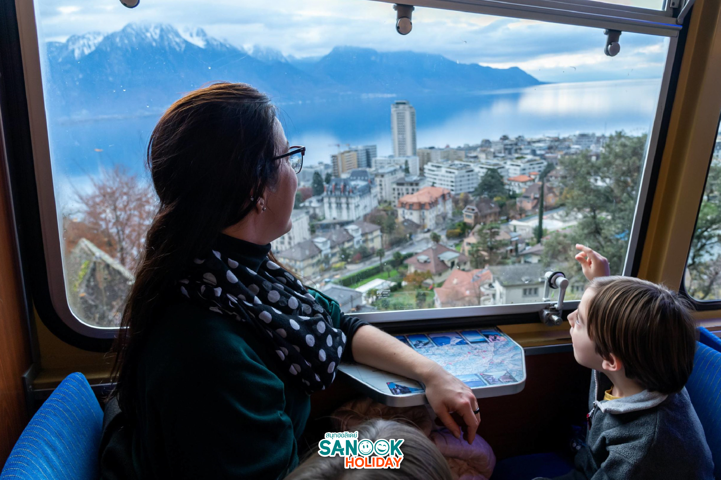 หมู่บ้านคริสต์มาสที่ Caux 