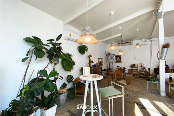 มุมเก๋ๆในร้านปรางค์วิวคาเฟ่