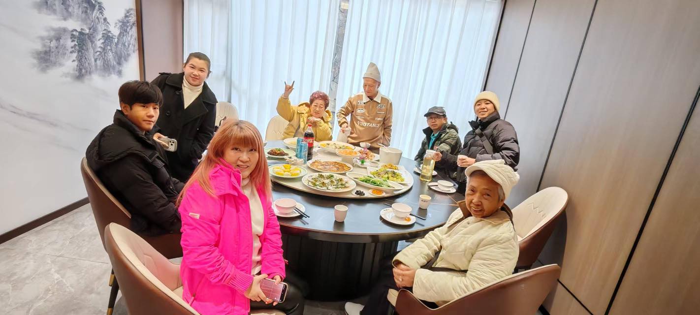 ฉงชิ่ง - ต้าจู๋ - อู่หลง